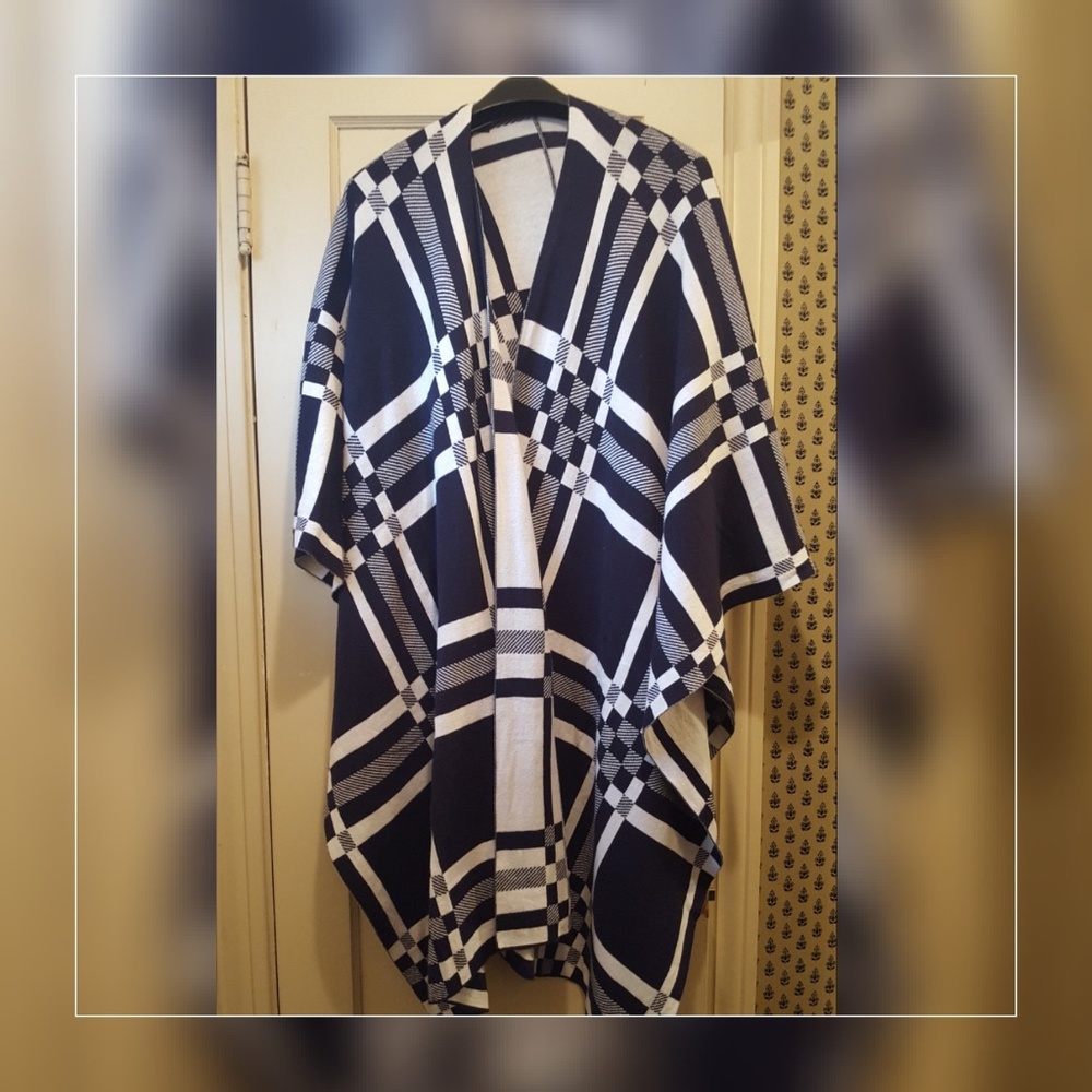Reversible LANE BRYANT Shawl